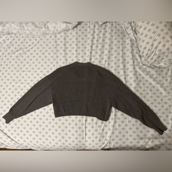 Aritzia decisions shrug - Picture 4 of 10